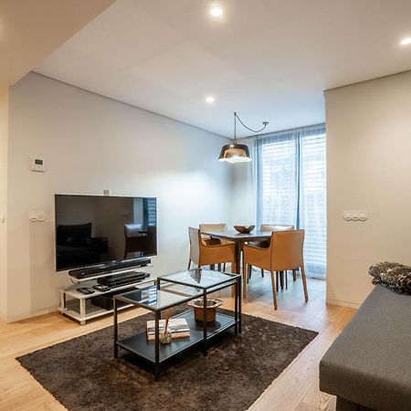 Primrose 1Br Delight W Parking By Lovelystay ポルト エクステリア 写真